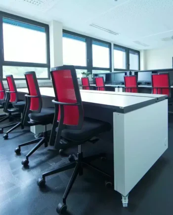 Kohl Anteo 5000 høj kontorstol mesh ryg, sort stofsæde